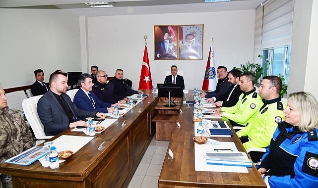 Vali Çiçek, asayiş tedbirlerini gözden geçirdi