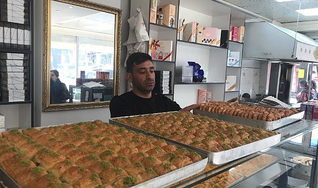 Ardahan'da bayramlık baklavalar hazırlandı