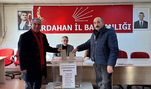 Ardahan'da İmamoğlu için oy verme işlemleri devam ediyor
