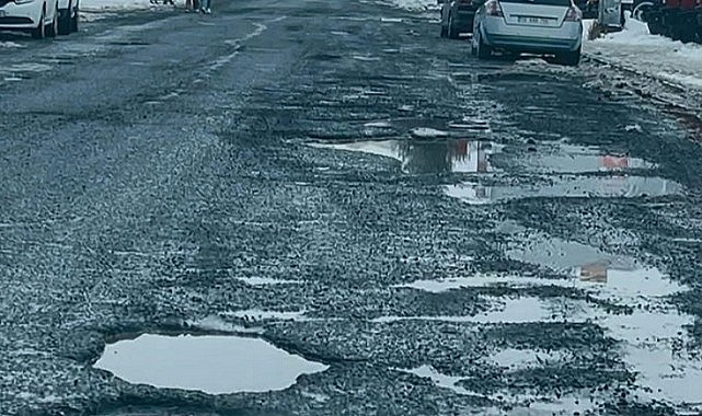 Belediyenin çukurları halkı çileden çıkarttı