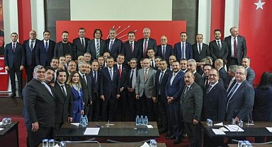CHP Ardahan Teşkilatı, İmamoğlu'nun aday tanıtım toplantısına tam kadro katıldı