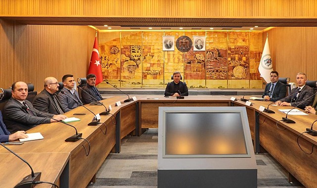 Erzincan'da sahipsiz hayvanlarla ilgili toplantı düzenlendi
