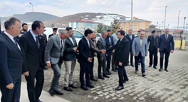 Göle'de protokol bayramlaştı