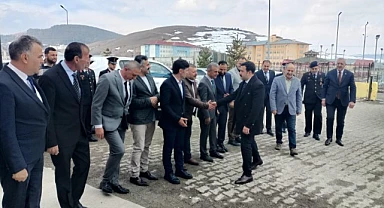 Göle'de protokol bayramlaştı