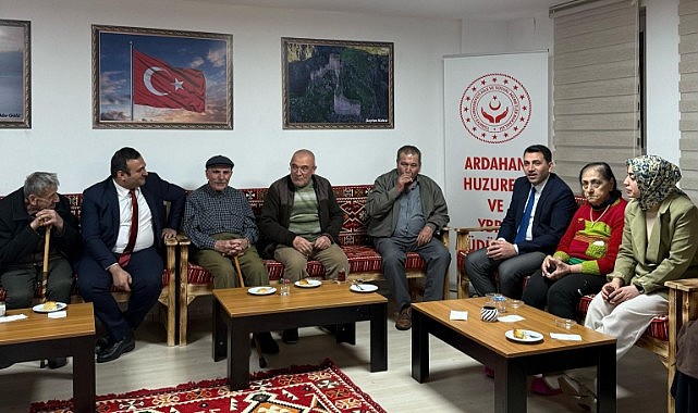 Huzurevi sakinleri ve aileleri iftarda buluştu