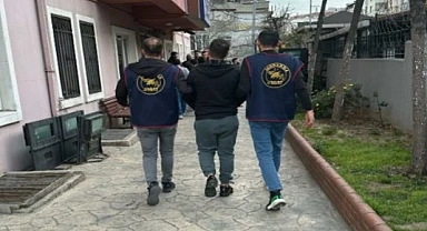 JASAT dedektifleri aranan şahısları yakaladı