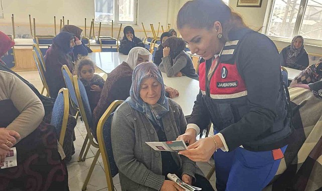 Kars'ta "Aile İçi Şiddet ve Erken Yaşta Zorla Evlilik" eğitimi