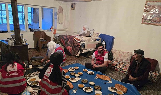 Kızılay, Ağrı'nın her köşesinde ihtiyaç sahiplerine ulaşıyor
