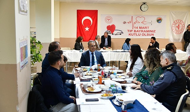 Vali Çiçek, sağlıkçıların tıp bayramını kutladı