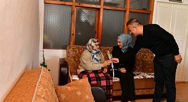 Vali Çiçek, şehit annelerinin kadınlar günü kutladı