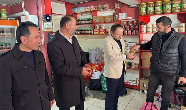 Vekil Koç, hemşerileriyle bayramlaştı