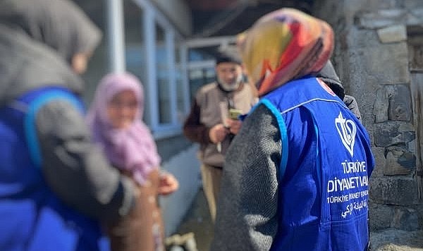 Yardım eli Ardahan'daki ihtiyaç sahibi ailelere uzandı