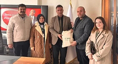 Yeşilay'dan Hanak İlçe Milli Eğitim Müdürü'ne ziyaret