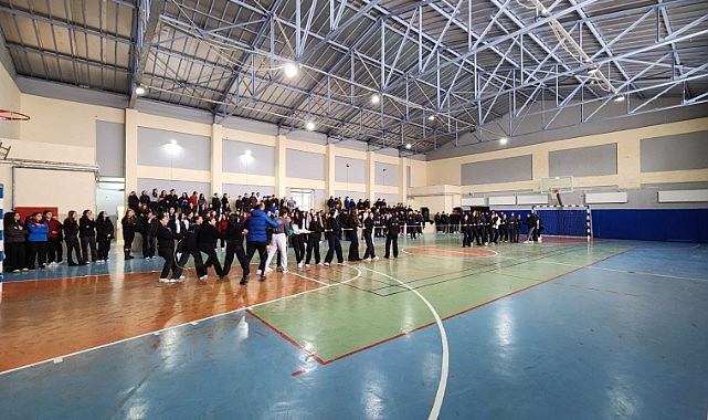 Yunus Emre Anadolu Lisesi'nde Nevruz coşkusu