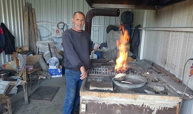 55 yıllık kalaycı ustası zamana direniyor