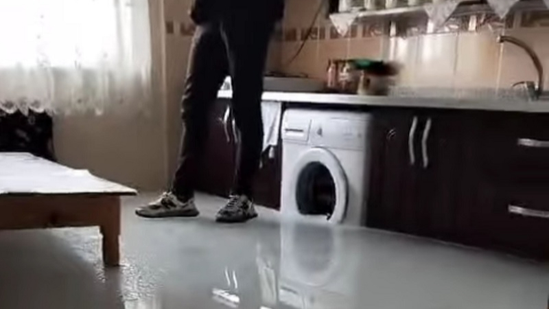 Bahar geldi Göle’nin buzları çözülmedi!