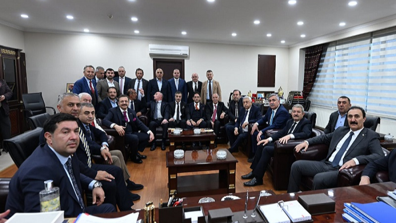 ATSO Başkanı, TOBB’un toplantısına katıldı