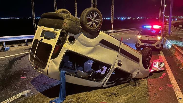 Ağrı’da Trafik Kazası: Kamyonet devrildi, 2 yaralı