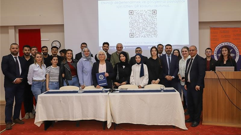 ARÜ, yurtdışında okumak isteyenlere yol gösterdi
