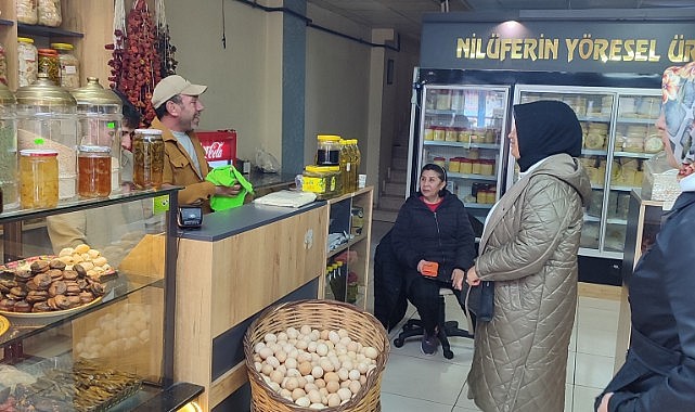 AK Parti Kadın Kolları’ndan esnafa gönül ziyareti