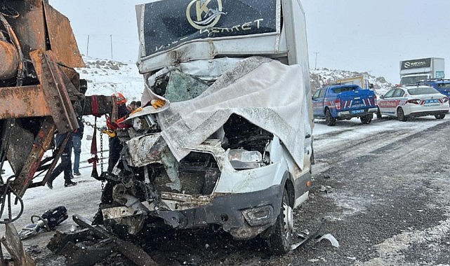 Ardahan’da feci kaza: 1 ölü, 2 yaralı