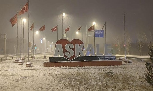 Aşkale’de bir günde 4 mevsim