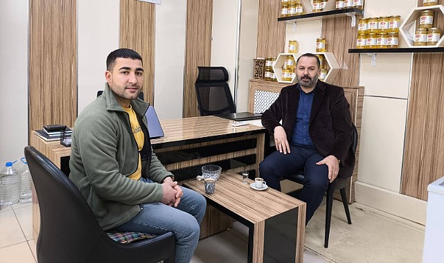 Başkan Aydın, vatandaş ve esnafla iç içe