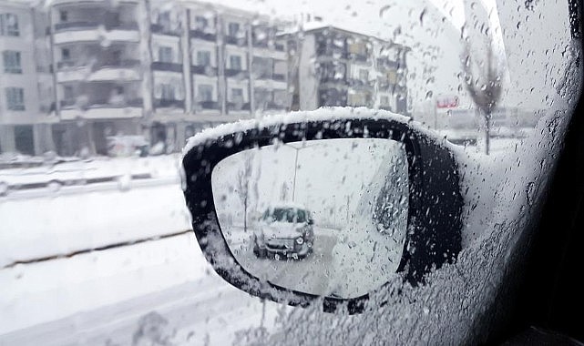 Erzincan ilkbaharda kışı yaşıyor