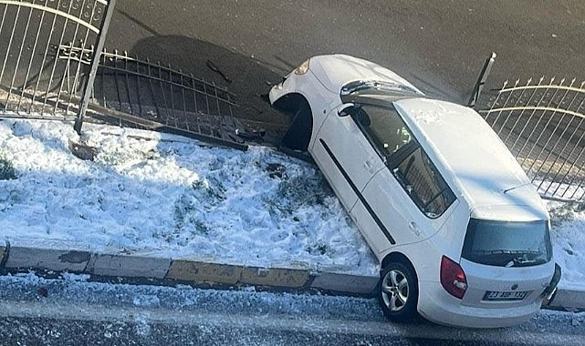 Gece etkili olan kar yağışı sabah kazalara neden oldu: 3 yaralı