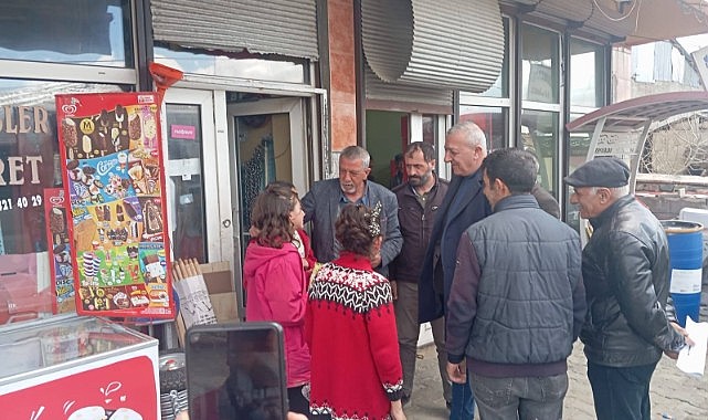 Köydeki vatandaşlardan CHP'ye imza desteği