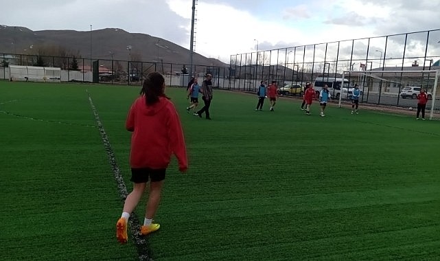 Kura Gençlik Spor, Play-Off yolunda final maçına çıkıyor!