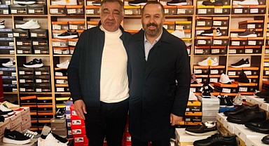 Başkan Aydın, esnafın derdini dinliyor