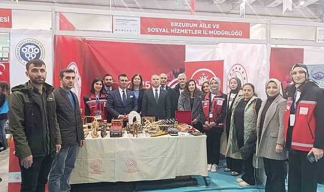 Topluma değer katan kariyer: Aile yılı standları büyük ilgi gördü