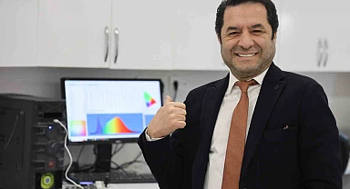 Türk profesörden bir ilk daha: Sarılık hastalığı tedavisi için fotonik sistem geliştirdi