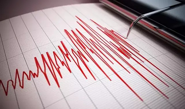 Türkiye Beşik gibi sallanıyor! Kütahya'da 4.5 büyüklüğünde deprem