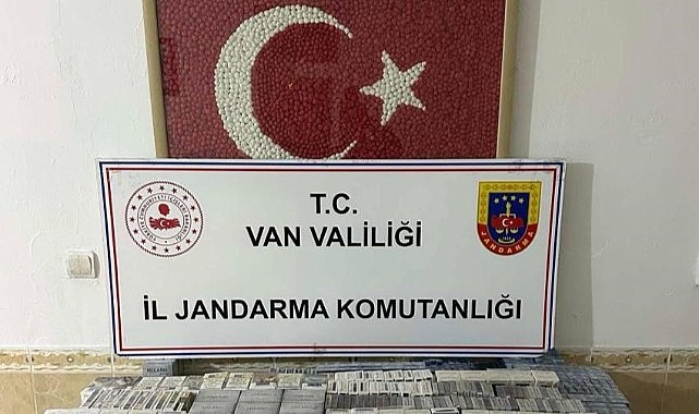 Van’da kaçak sigara ve tüfek ele geçirildi