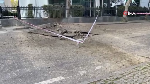 Sarıyer’de yol çöktü: Doğalgaz sıkıştı, patlama oldu