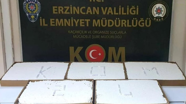 Erzincan’da 25 bin dal kaçak makaron ele geçirildi