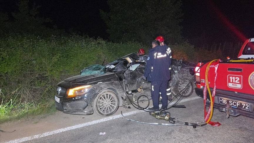 Bursa’da feci kaza: Göleli aynı aileden 3 kişi hayatını kaybetti