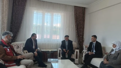 Şehit ailelerine duygusal ziyaret