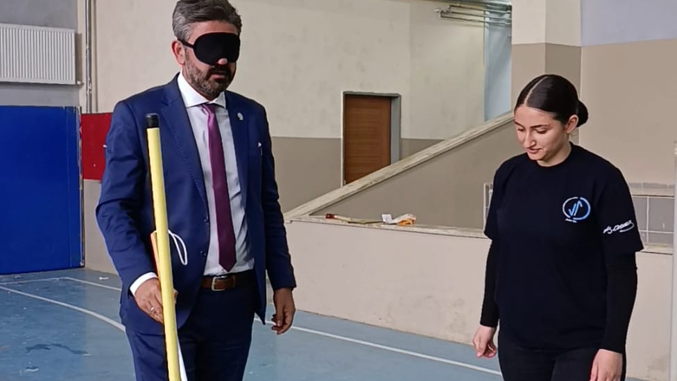 Yunus Emre Anadolu Lisesi’nde engellilik farkındalık eğitimi