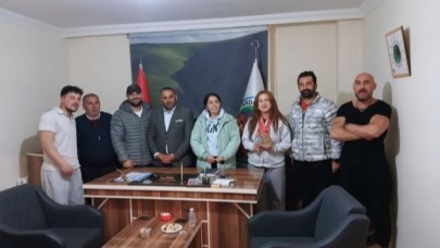 Ardahan’ın şampiyonlarına moral desteği