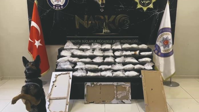 Van'da 23 kilo 560 gram metamfetamin ele geçirildi