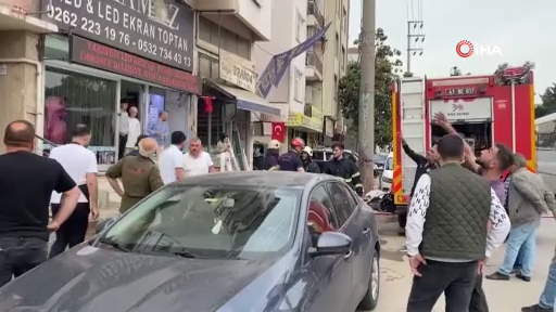 Şarj edilen akü patlayarak yangına sebep oldu: Ev kullanılamaz hale geldi