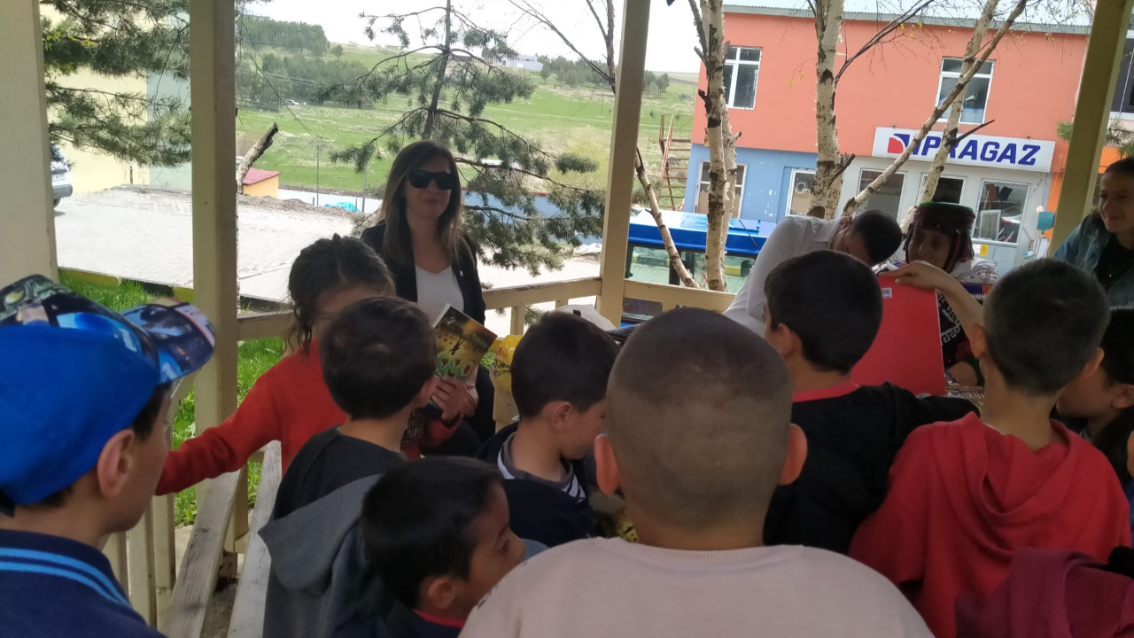 Bir çocuğun gülümsemesi için yola çıktılar
