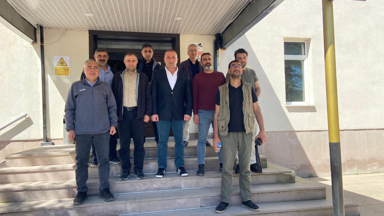 Başkan Ezer; "Serhat Ardahan kırmızı çizgimizdir"