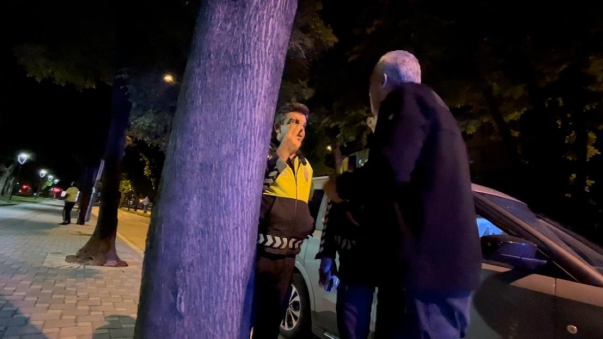 Uygulamayı görünce yaya kaçmayı denedi, yine yakalandı
