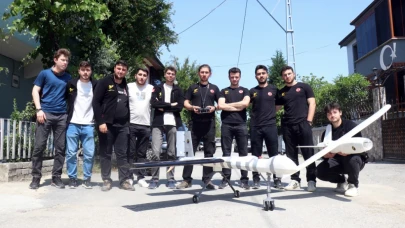 Daha önce böylesini görmediniz: Düğün konvoyunun önünü İnsansız Hava Aracı ile kestiler