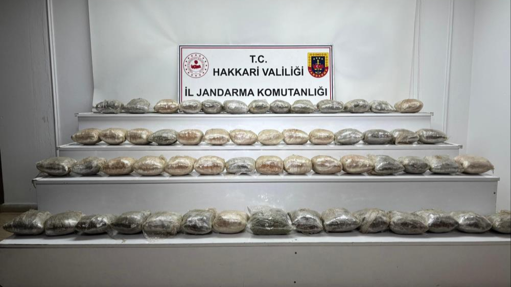 Yüksekova'da 34 kilo kubar esrar ele geçirildi