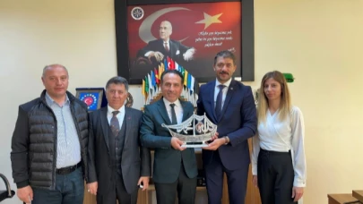 AK Parti Merkez İlçe Teşkilatından Ardahan Üniversitesi'ne ziyaret